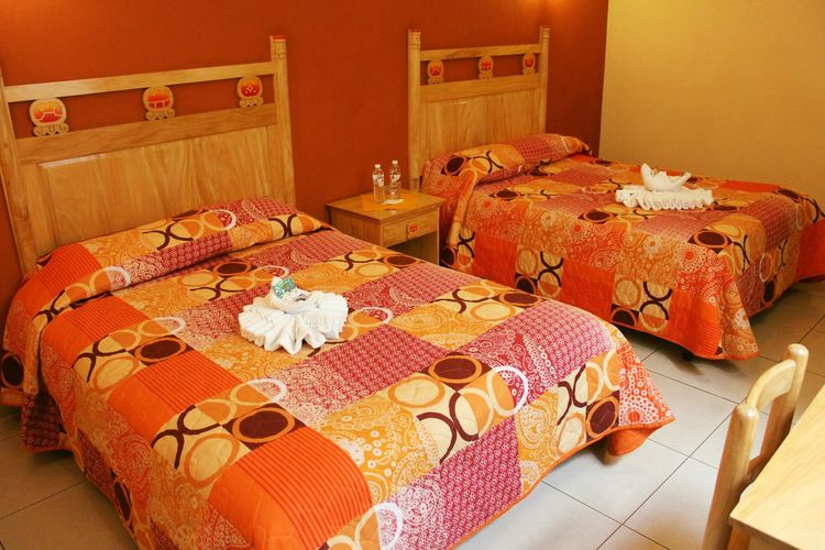 hotel y restaurante mayaland