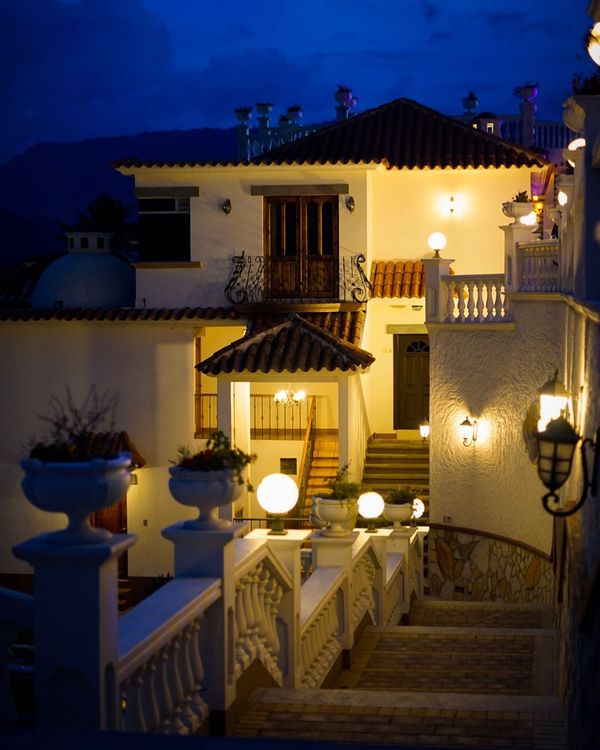 hotel loma real inn